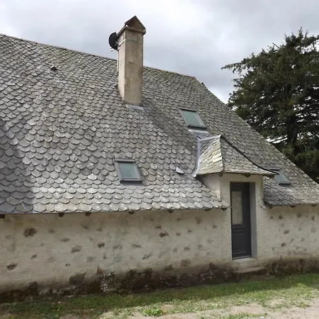 Au Coeur Des Volcans D'auvergne, A 4 Km Du Super-lioran, Avec Jardin, Cheminee Et Wi-fi - Fr-1-742-31 Tatil Evi *